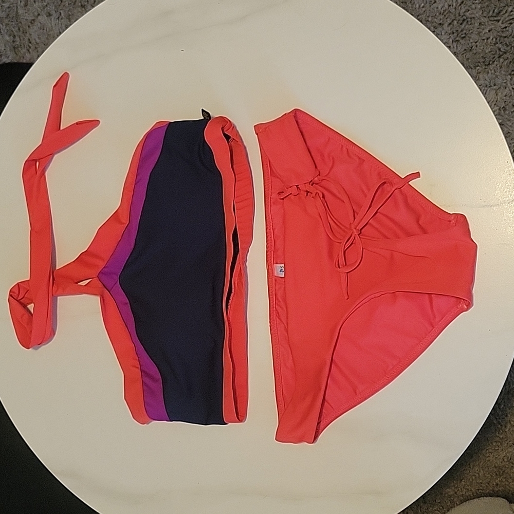 La Vie en Rose Halter neck bikini